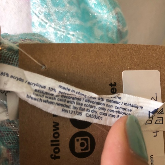 ❌SOLD❌Aeropostale Teal Pink Metallic Tassel Scarf - Picture 4 of 8